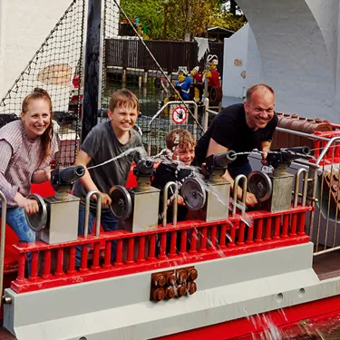 036 Legoland K1A1104 Final 700X500